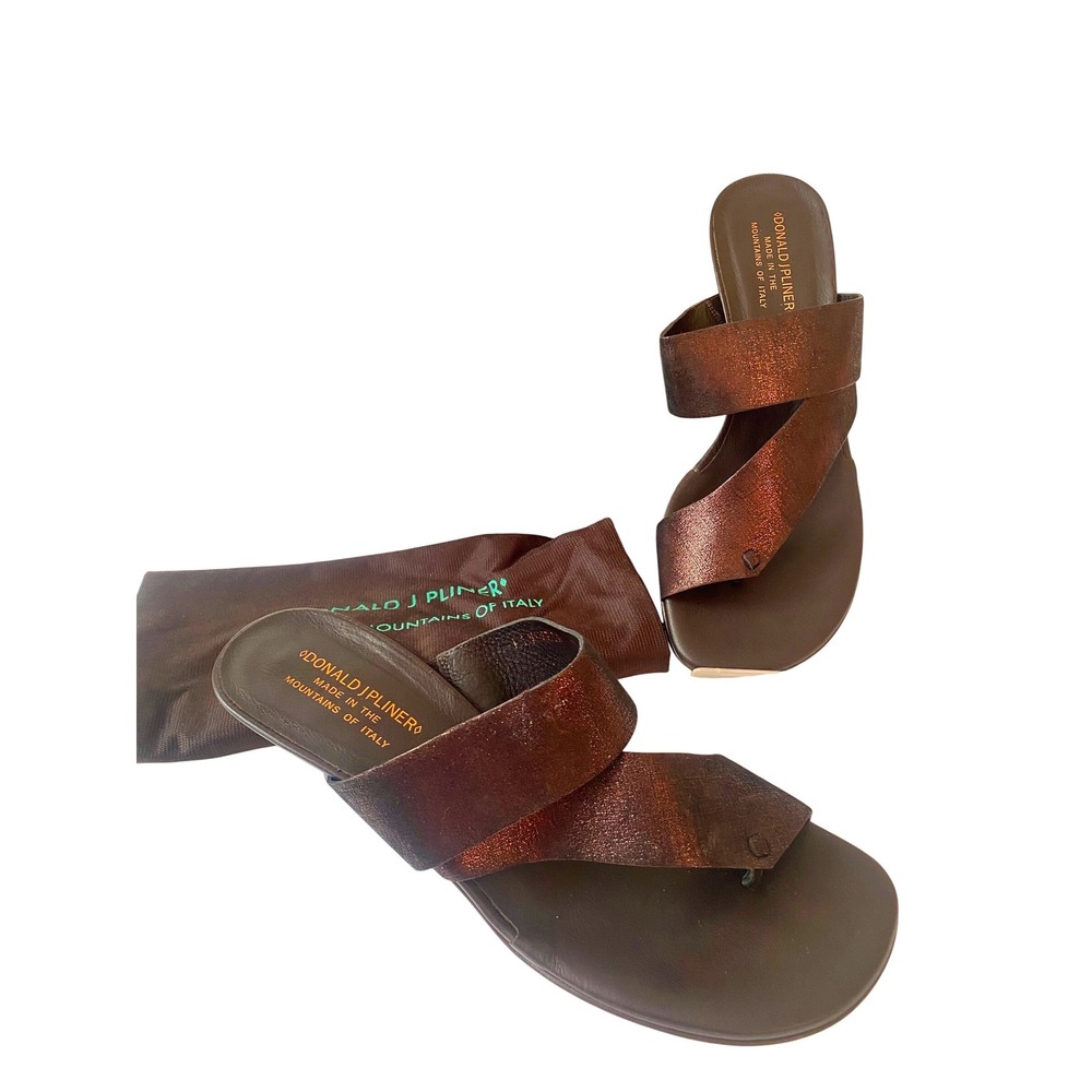 Donald J Pliner shoes Sz 10 Expresso Metallic Leather Sandals